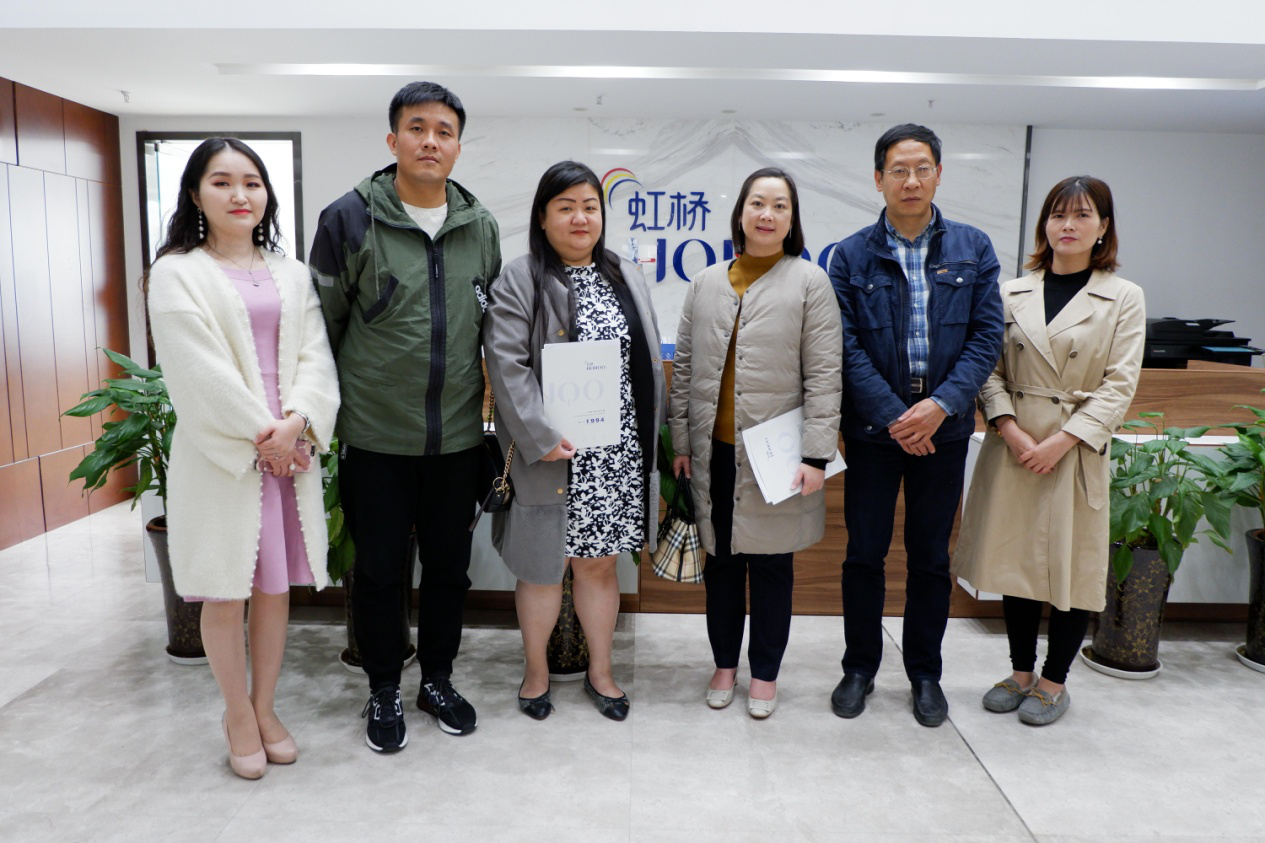 泰国驻成都总领事馆官员来我所访问交流