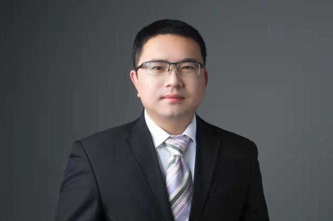 吴中伟|电子光学部部长